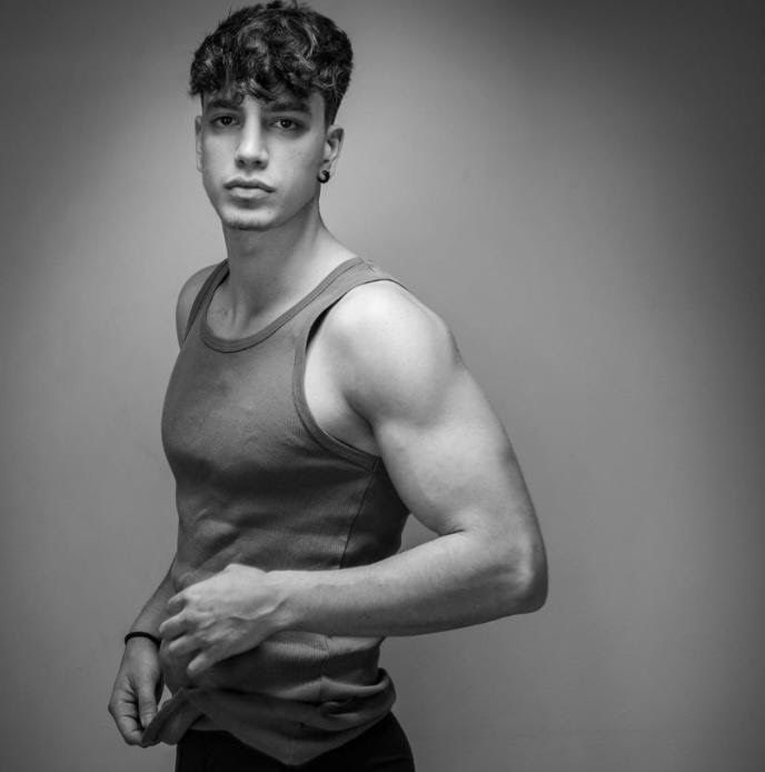 ALEX MODEL - MEN