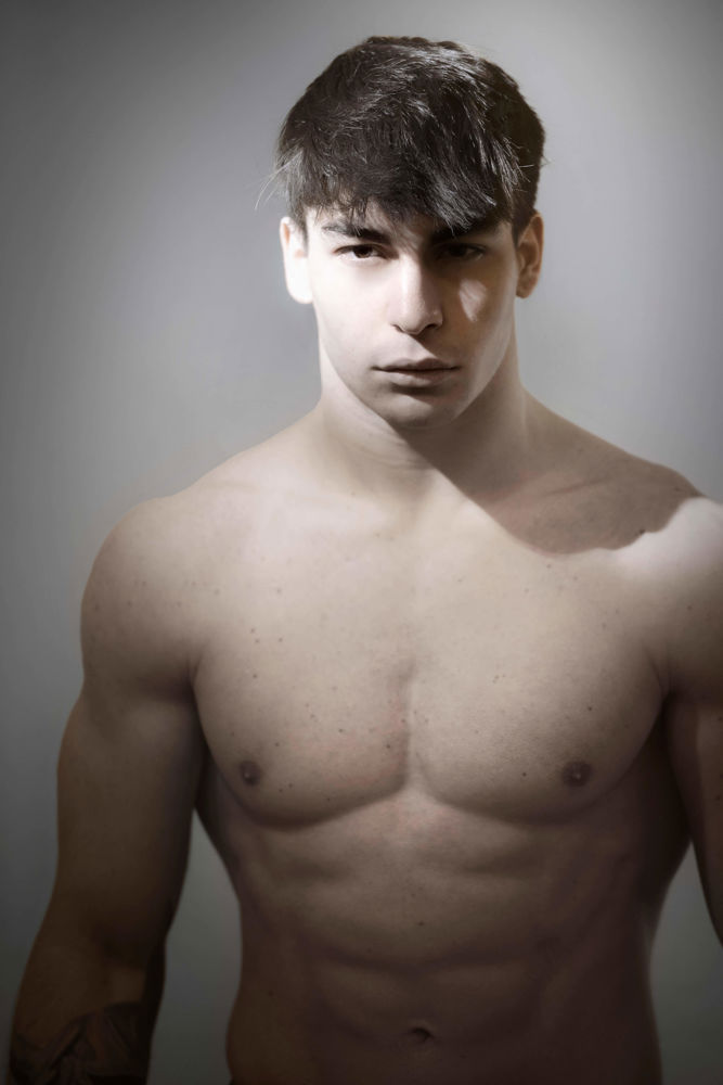 ALEX MODEL - MEN